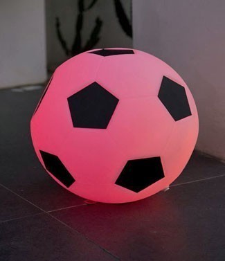 Ballon de Football Lumineux - Jour et Nuit Réfléchissant – IONIQ SHOP